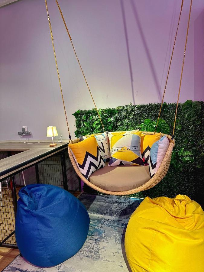 Swing & Pillows @ Beach Street 조지타운 외부 사진